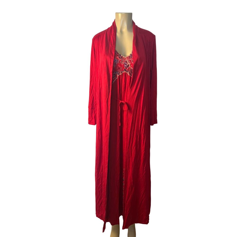 Soma Red robe with razorback nightgown, w gold and purple intricate embroidery